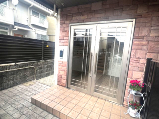 【エントランス】