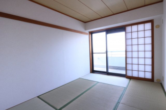 【寝室】