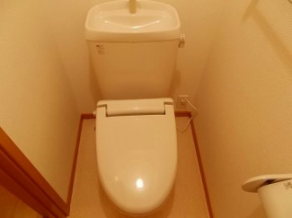 シンプルで使いやすいトイレです