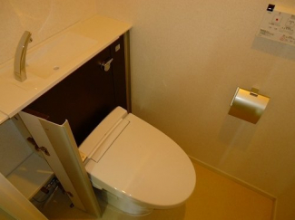 落ち着いたトイレです