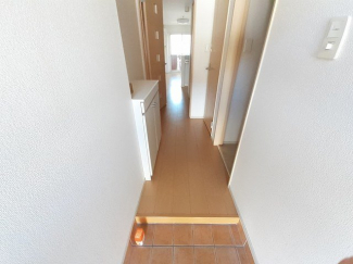 毎日通る玄関はこちらです