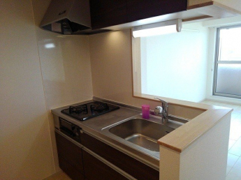 キッチンでお料理をお楽しみください
