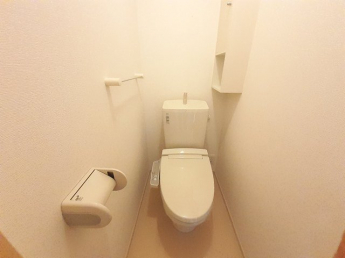 シンプルで使いやすいトイレです
