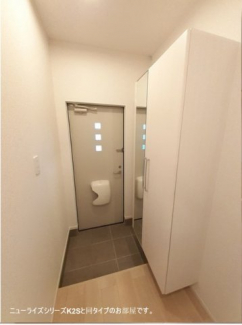シンプルで使いやすい玄関です