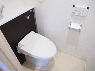 清潔感のあるトイレです
