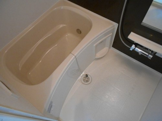 ゆったり過ごせるお風呂です