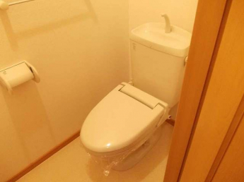 シンプルで使いやすいトイレです