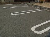 車をお持ちの方に嬉しい駐車場付きの物件です