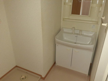 コンパクトで使いやすい洗面所