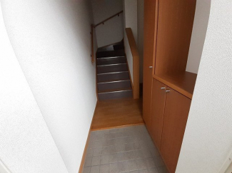 明るい玄関です