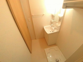 コンパクトで使いやすい洗面所