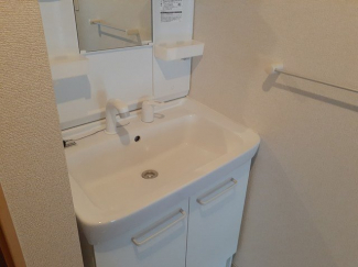 忙しい朝には欠かせない洗面所です