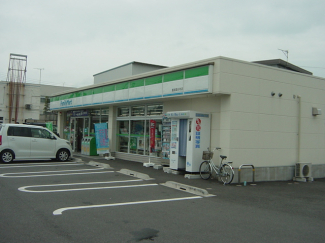 ファミリーマートまで420ｍ