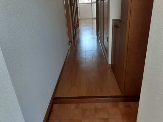 ゆったりとした玄関です
