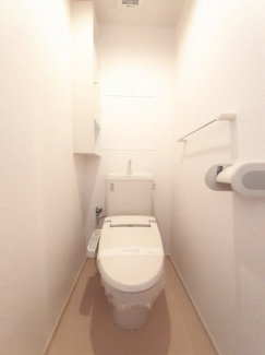 清潔感のあるトイレです