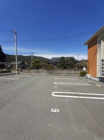 駐車場完備です