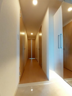 シンプルで使いやすい玄関です
