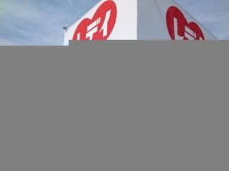 くすりのレデイ天山店様まで650m