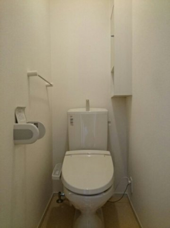 シンプルで使いやすいトイレです