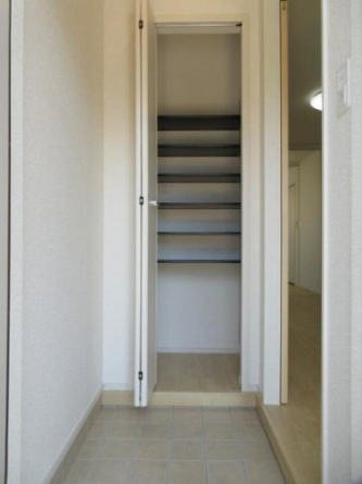 落ち着いた玄関です