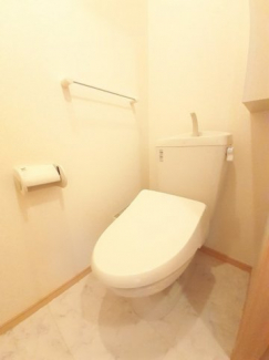 シンプルで使いやすいトイレです