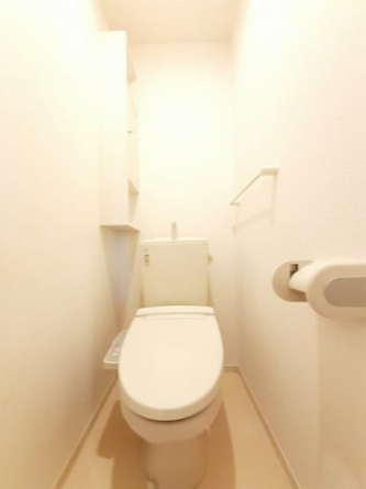 シンプルで使いやすいトイレです