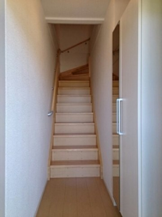 明るい玄関です