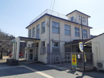 丹南郵便局様まで550m
