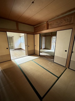 趣のある和室です
