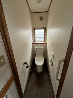 シンプルで使いやすいトイレです