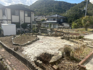 簡単な家庭菜園も楽しめるお庭です
