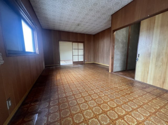 スタンダードな洋室です