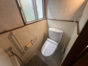 ゆったりとした空間のトイレです