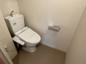 清潔感のあるトイレです