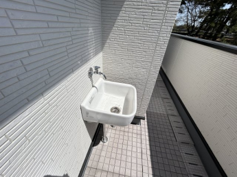 小松南町１丁目新築戸建の画像