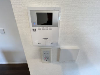 小松南町１丁目新築戸建の画像
