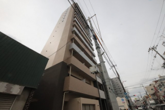 落ち着いた雰囲気の外観です