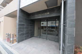 毎日通るエントランスはこのようになっています