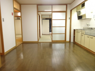【居間・リビング】