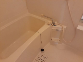 日々の疲れを癒すお風呂付です