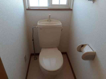 ゆったりとした空間のトイレです