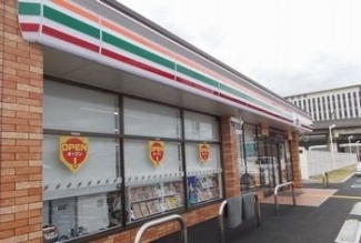 セブンイレブン姫路安田４丁目店まで350m