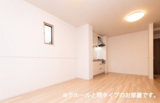 ゆったり過ごせる居間です