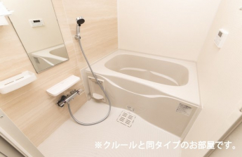 落ち着いた空間のお風呂です