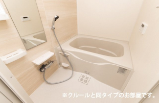コンパクトで使いやすいお風呂です
