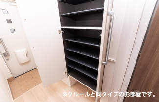 ちょっとした収納スペースも充実しています