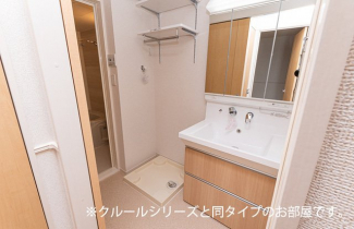 忙しい朝には欠かせない洗面所です