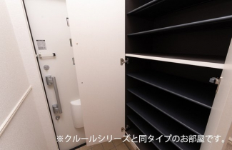 ゆったりとした玄関です