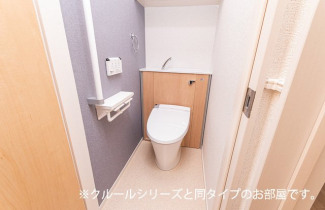 シンプルで使いやすいトイレです