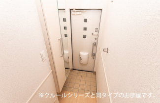 落ち着いた玄関です
